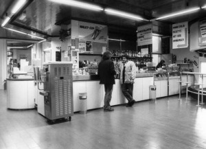 Bar dopo la prima ristrutturazione