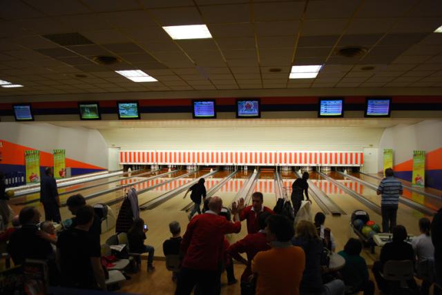 Foto della giornata finale e delle premiazioni.
Tutti i risultati su http://www.bowling71.com/torneoAziende.php