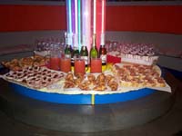 il buffet preparato per il torneo di bowling per principianti di fine anno